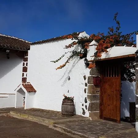 Casa La Paredita El Tanque