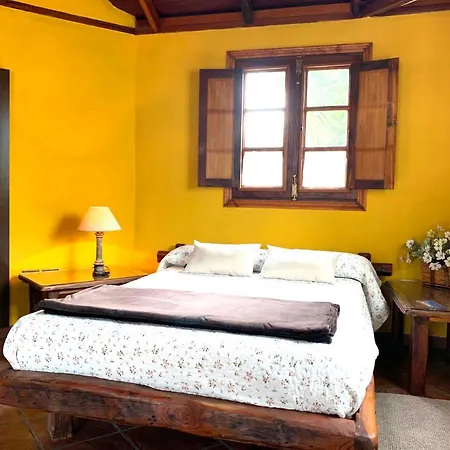 Casa La Paredita El Tanque